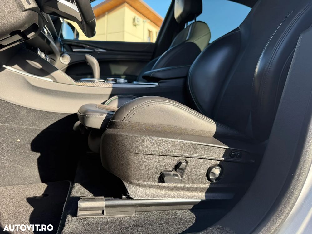 Alfa Romeo Stelvio 2.9 V6 Turbo AWD AT8 Quadrifoglio - 21