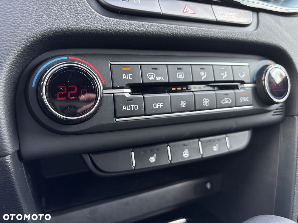 Kia XCeed 1.6 T-GDI Tribute DCT - 15