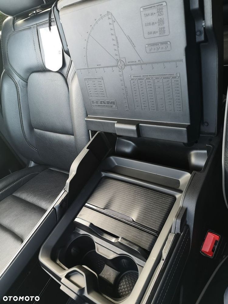 RAM 1500 - 39