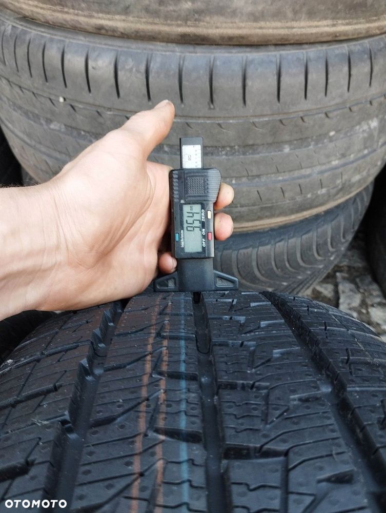 Continental VanContact 4 Seasons 215 65 16C 2szt - 4