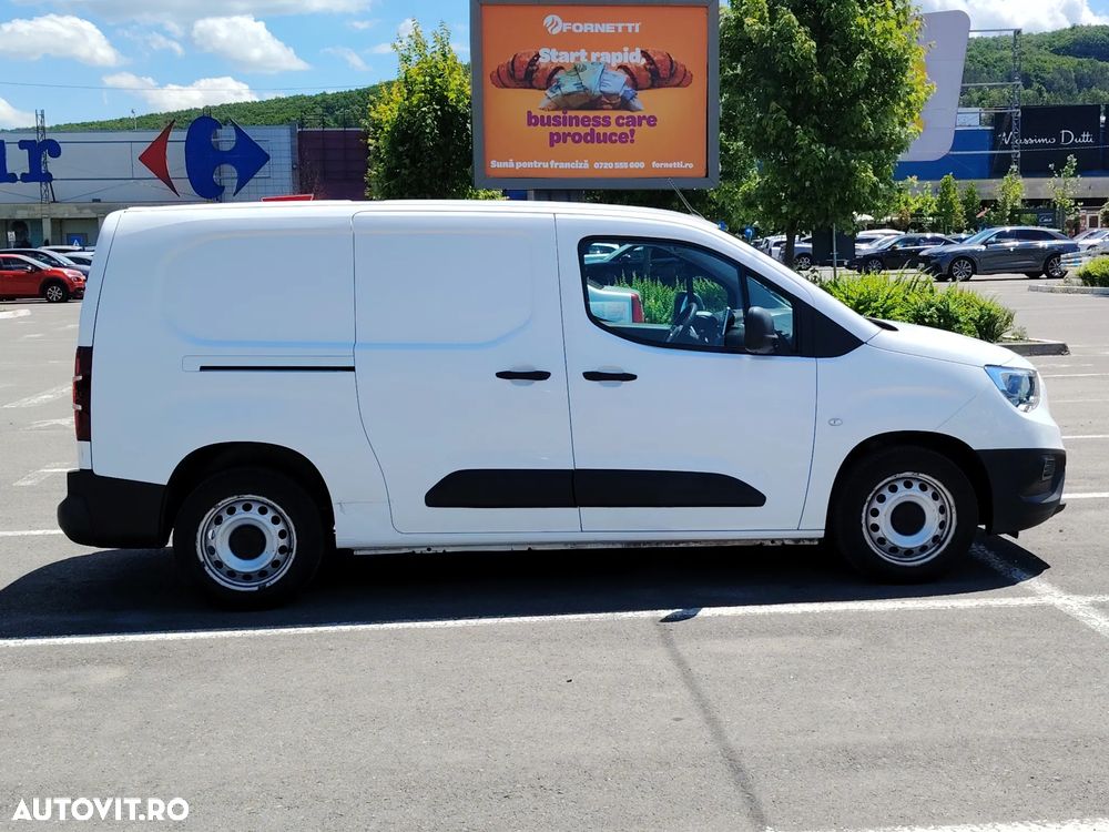 Opel Combo Cargo 1.5 CDTI 100 CP MT6 Start/Stop - 22