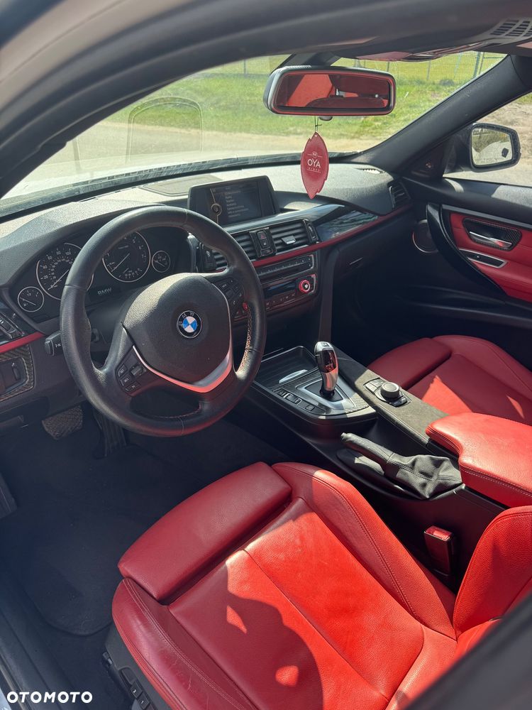 BMW Seria 3 335i xDrive Edition Sport - 6
