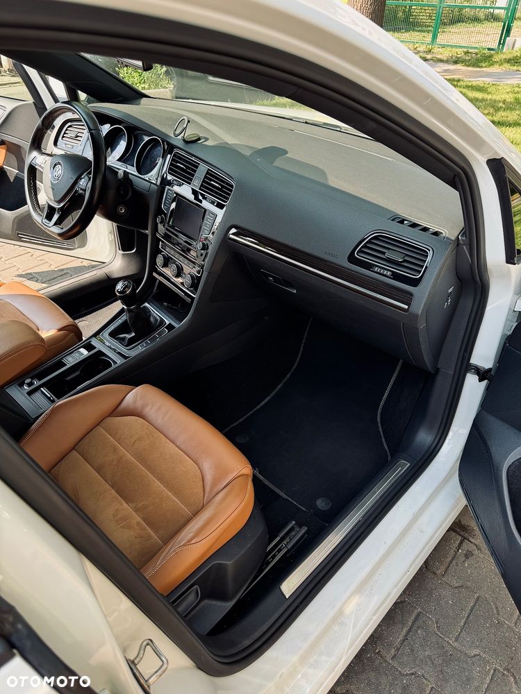 Volkswagen Golf 1.4 TSI BMT Highline - 16