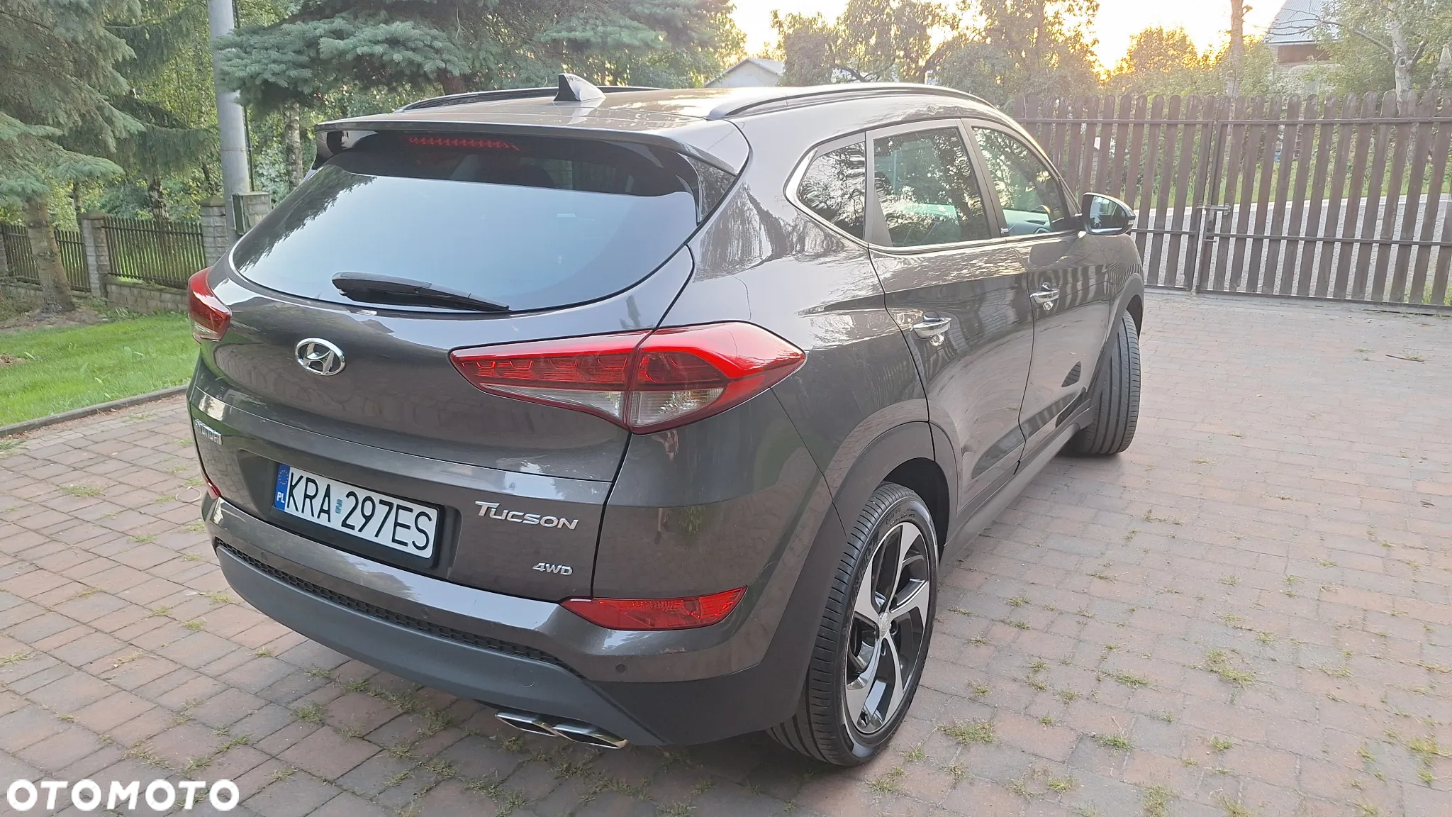 Hyundai Tucson 2.0 CRDi 4WD Automatik Advantage - 28