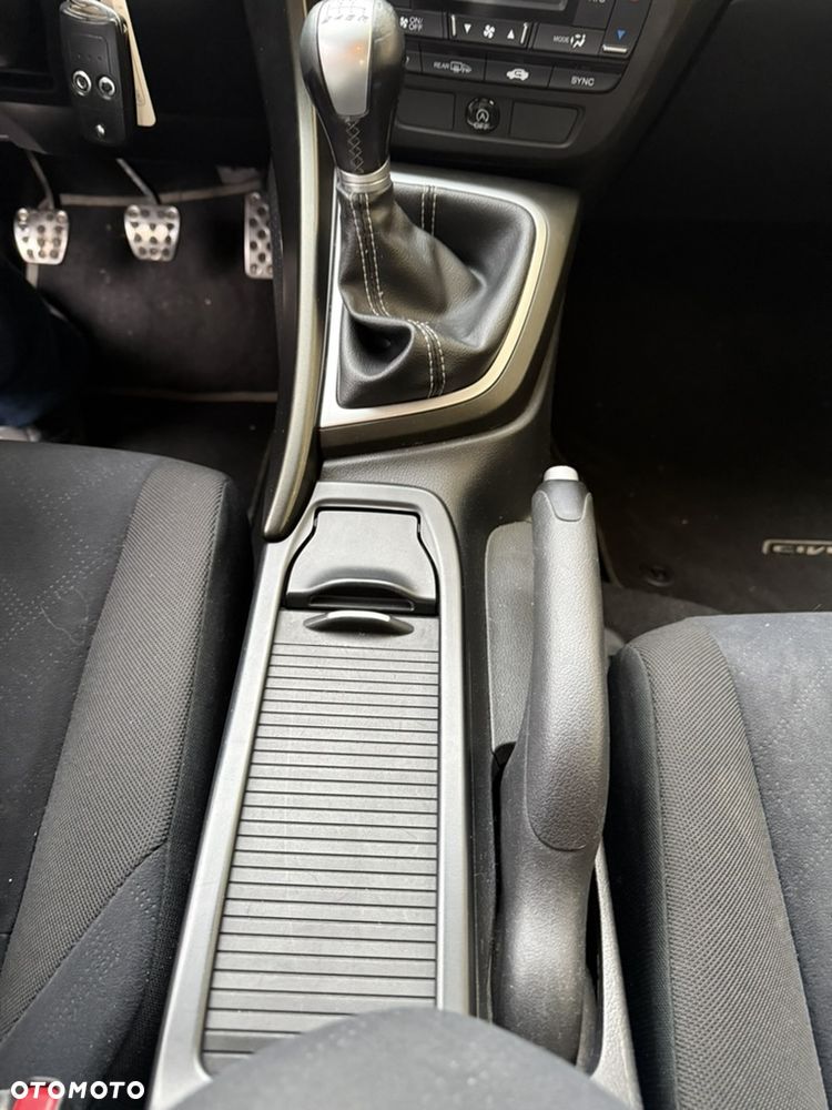 Honda Civic 1.8 i-VTEC Sport - 13