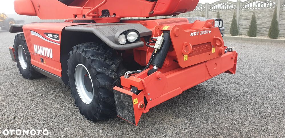 Manitou MRT 2550+ 4238mtg KOSZ hydr. widły pilot sprowadzona 2018rok SUPER STAN - 30