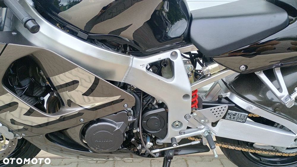 Honda CBR - 16