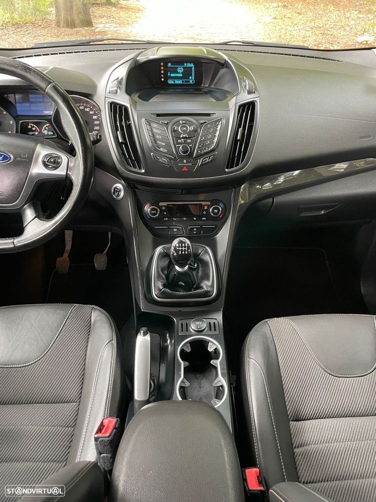 Ford Kuga 2.0 TDCi Titanium - 10