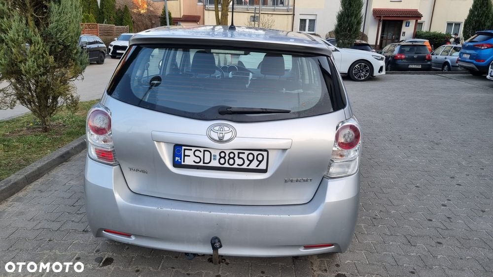 Toyota Verso 2.0 D-4D Premium 7os - 4