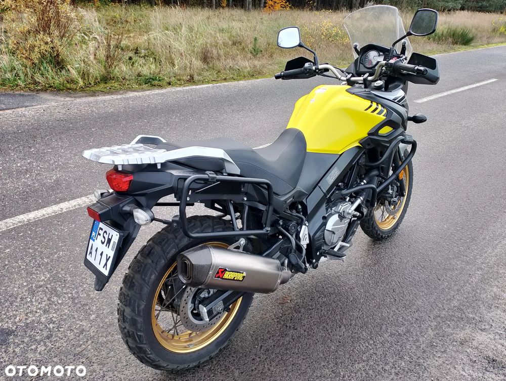 Suzuki V-STROM - 12