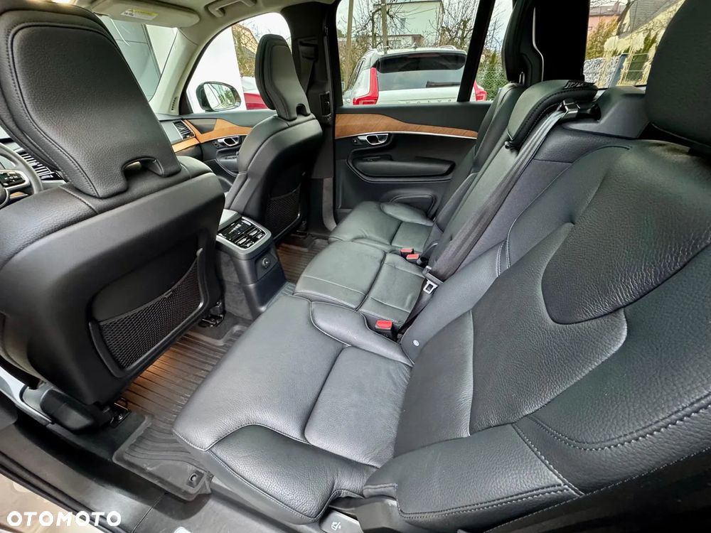 Volvo XC 90 - 17