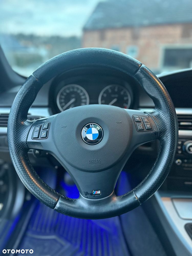 BMW Seria 3 - 15