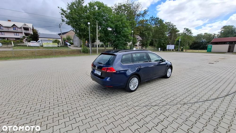 Volkswagen Golf 1.4 TSI BlueMotion Technology Cup - 35