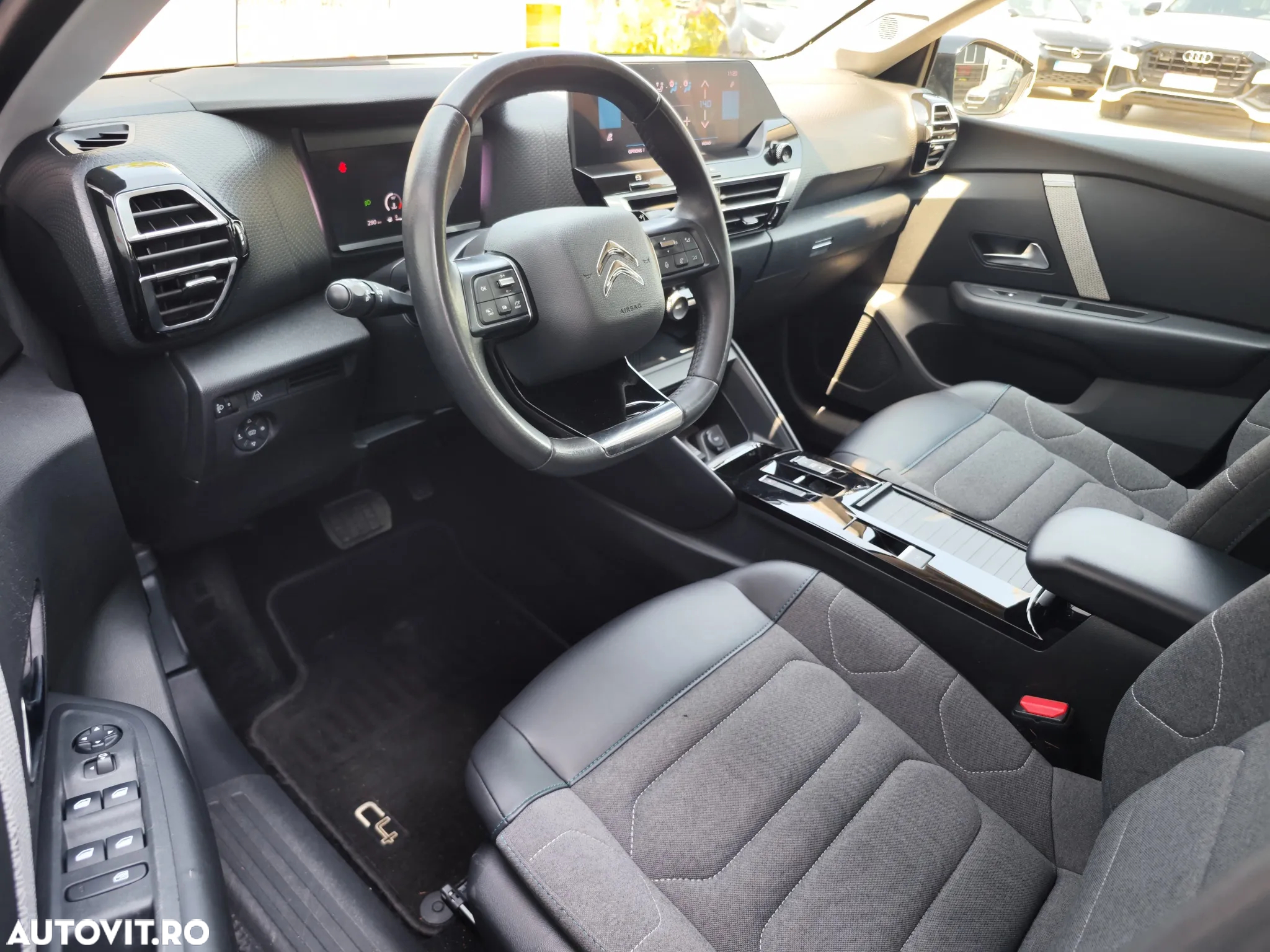 Citroën C4 BlueHDi 130 Stop&Start EAT8 FEEL PACK - 10