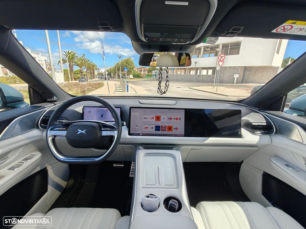 Xpeng G9 98 kWh AWD Performance + Gancho de Reboque - 11