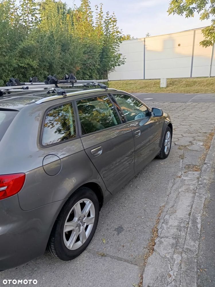 Audi A3 Sportback 1.6 Ambiente - 8
