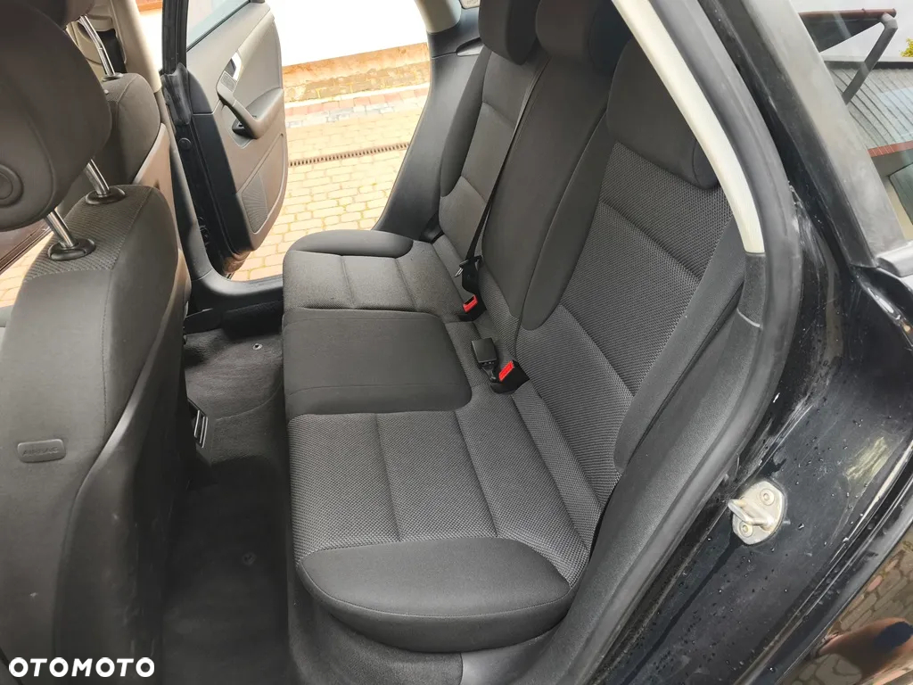 Audi A3 1.6 Sportback Attraction - 19