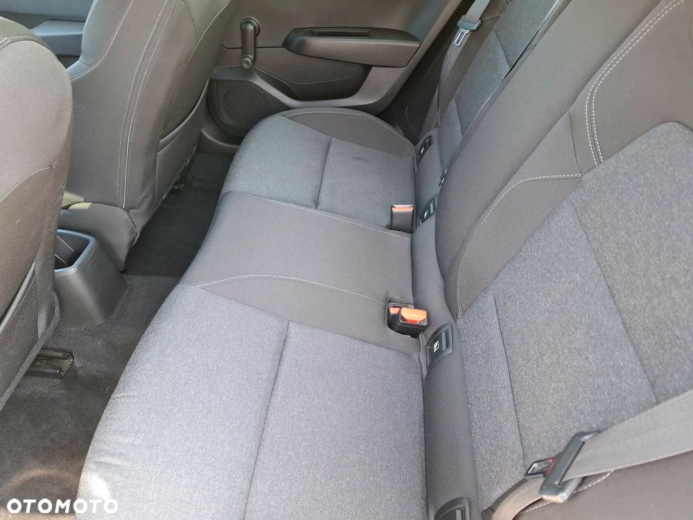 Renault Clio - 11
