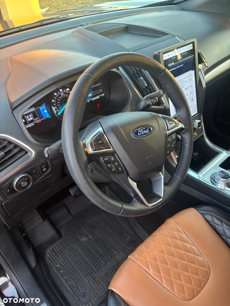 Ford Edge - 12