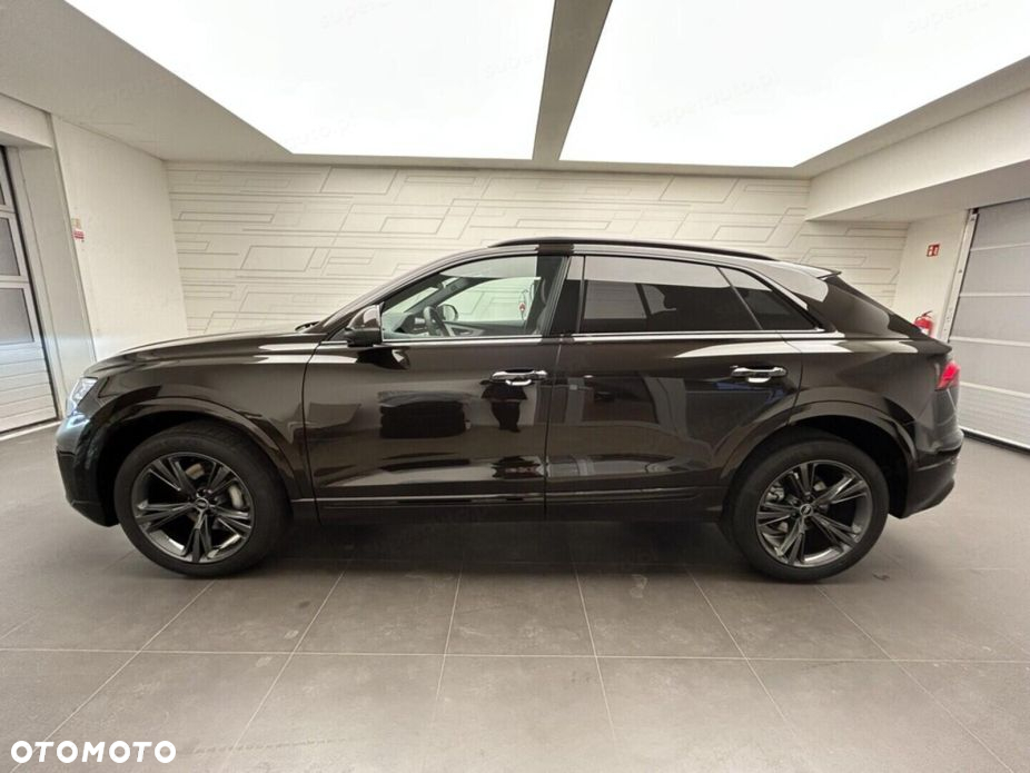 Audi Q8 - 2