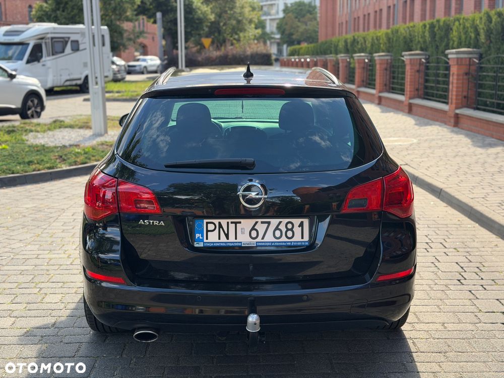 Opel Astra - 4