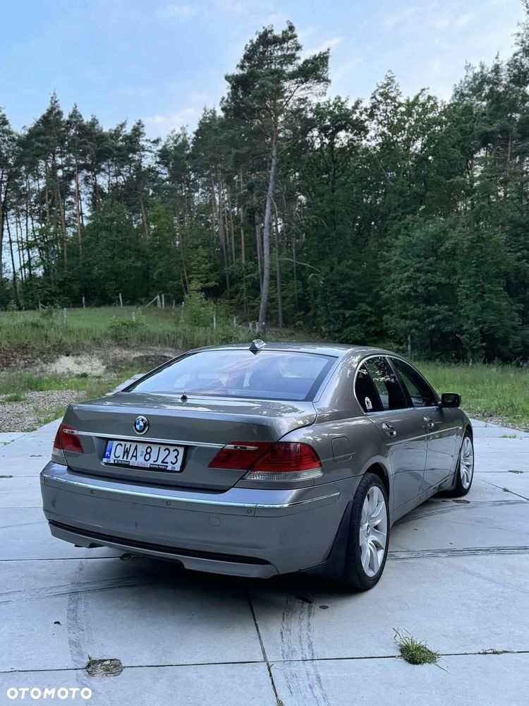 BMW Seria 7 740d - 2