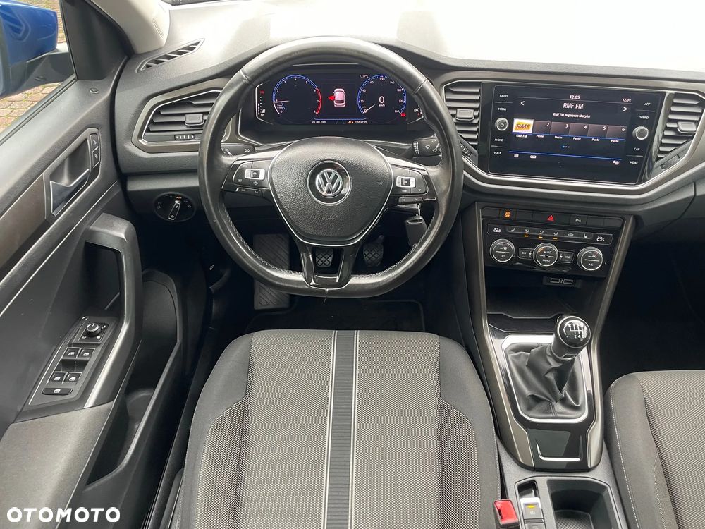 Volkswagen T-Roc - 10