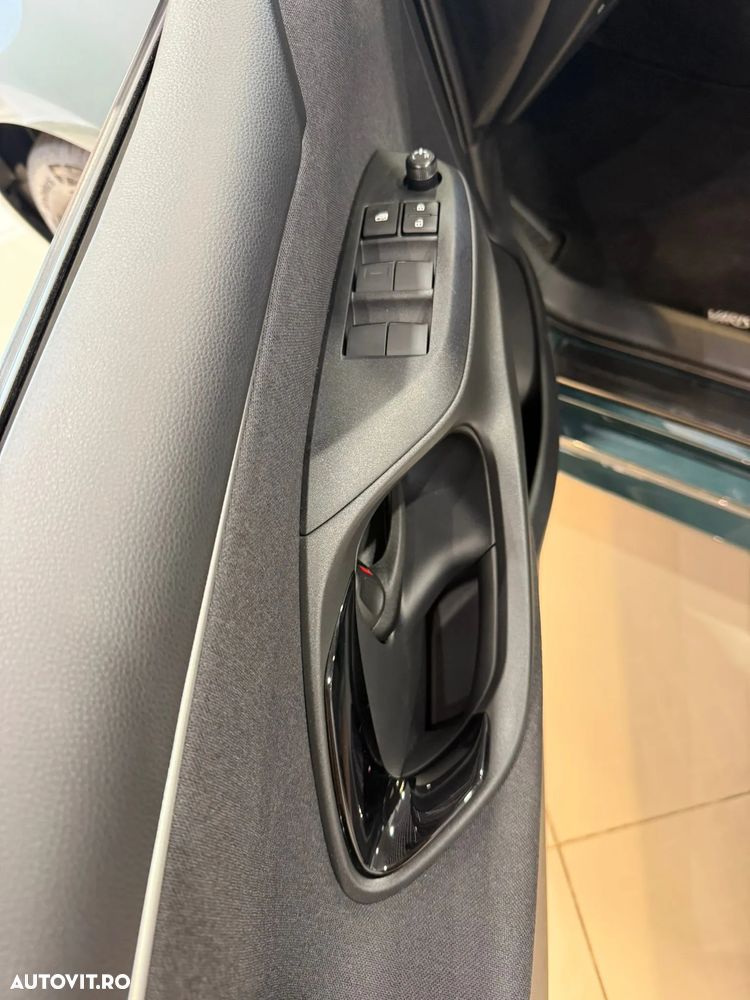 Toyota Yaris - 14