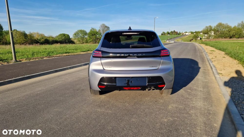 Peugeot 208 1.2 mHEV GT - 4