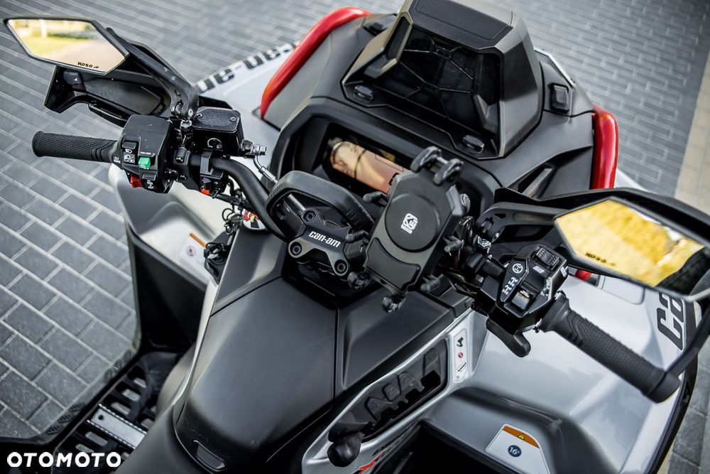 Can-Am Outlander - 9