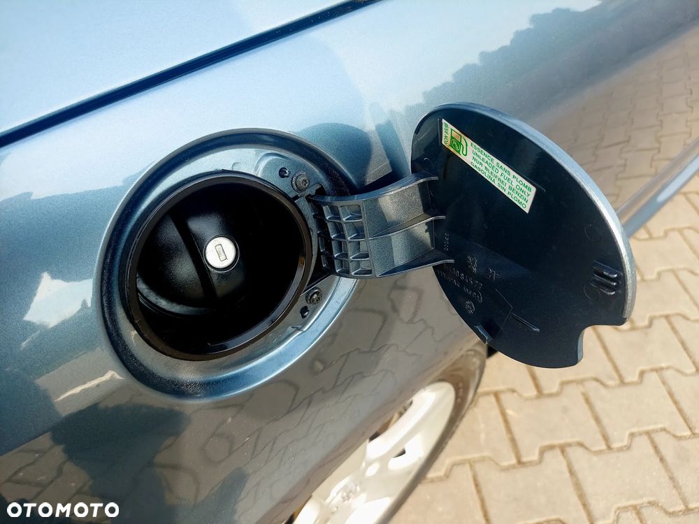 Peugeot 307 CC 135 - 15