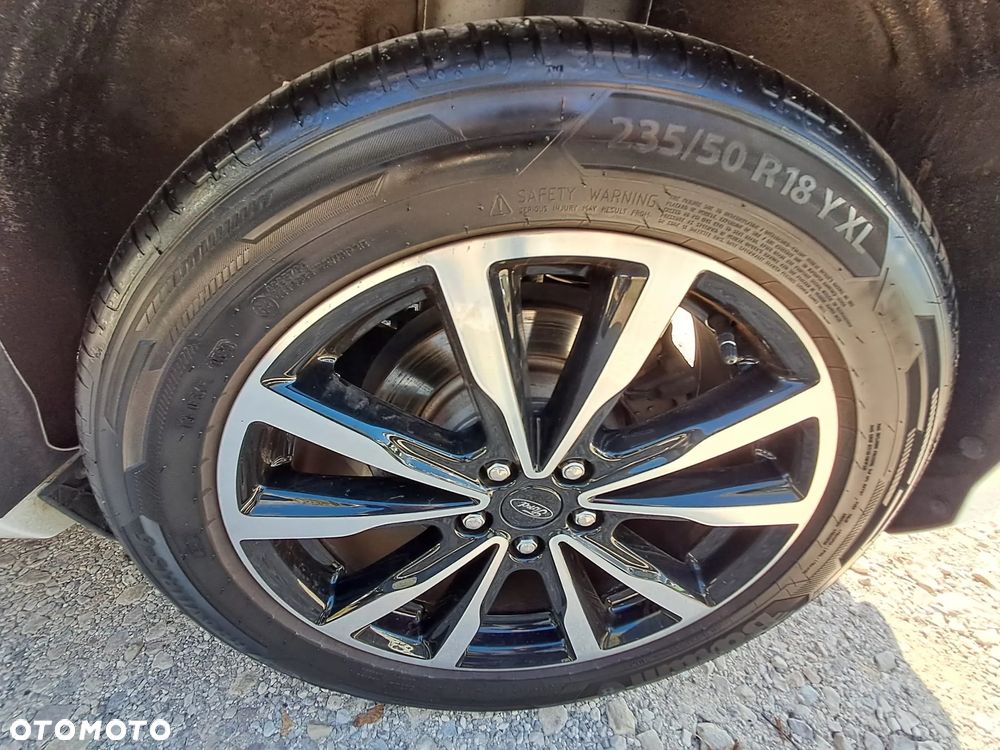 Ford Kuga 1.5 EcoBoost FWD ST-Line ASS MMT6 - 36