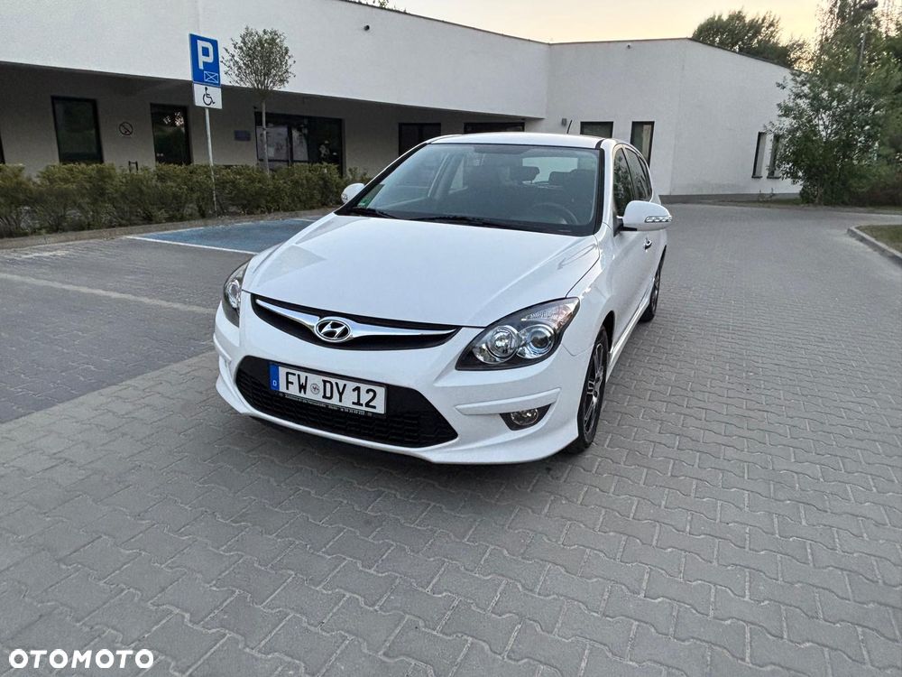 Hyundai i30 1.4 Comfort World Cup - 10