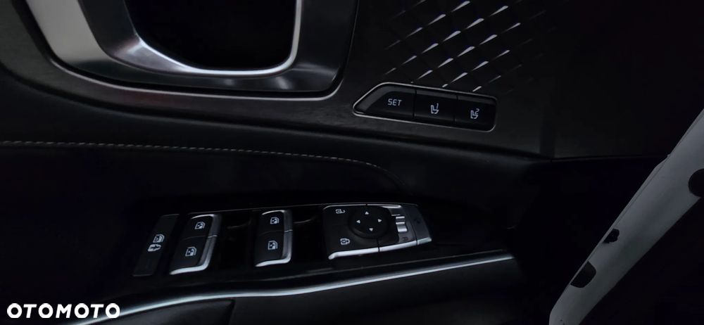 Kia Sorento 1.6 T-GDI HEV Prestige Line 7os - 8