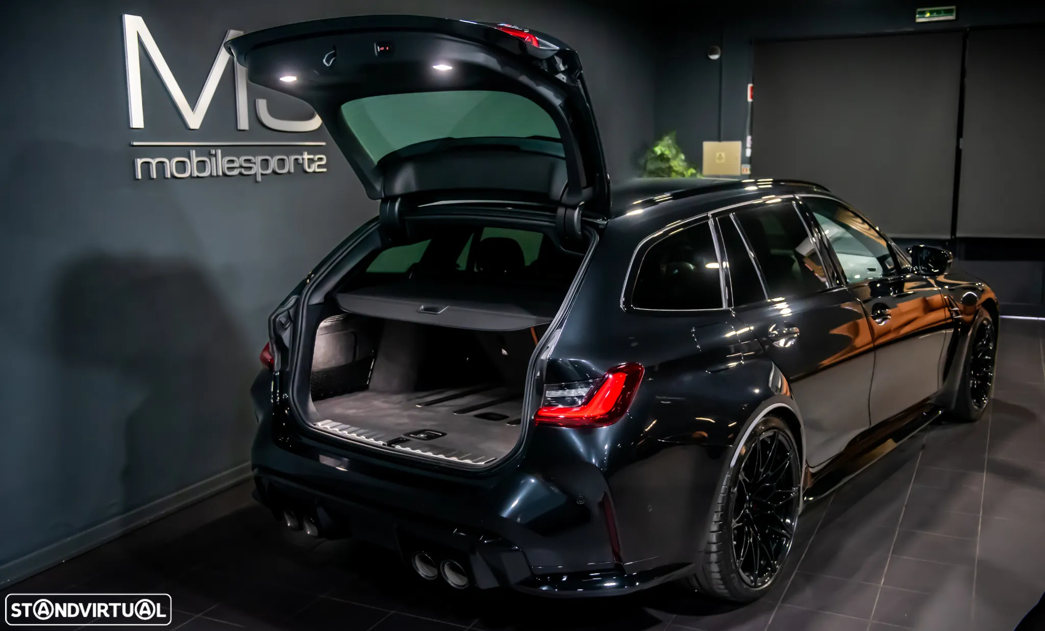 BMW M3 Competition xDrive - 19
