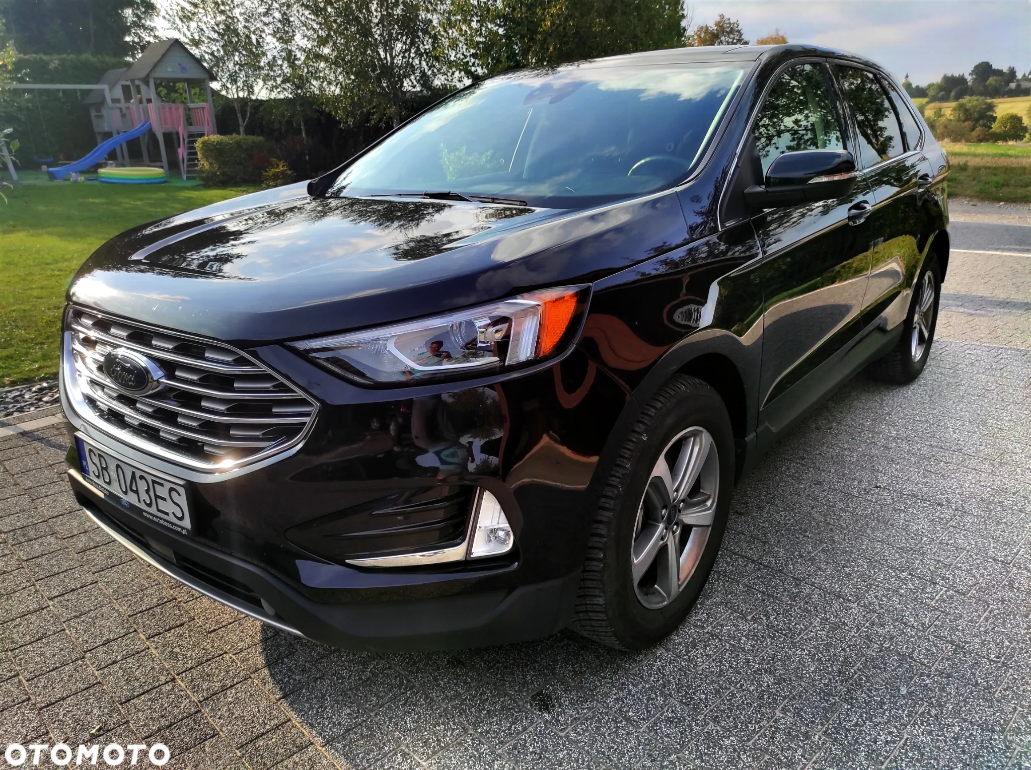 Ford Edge - 2