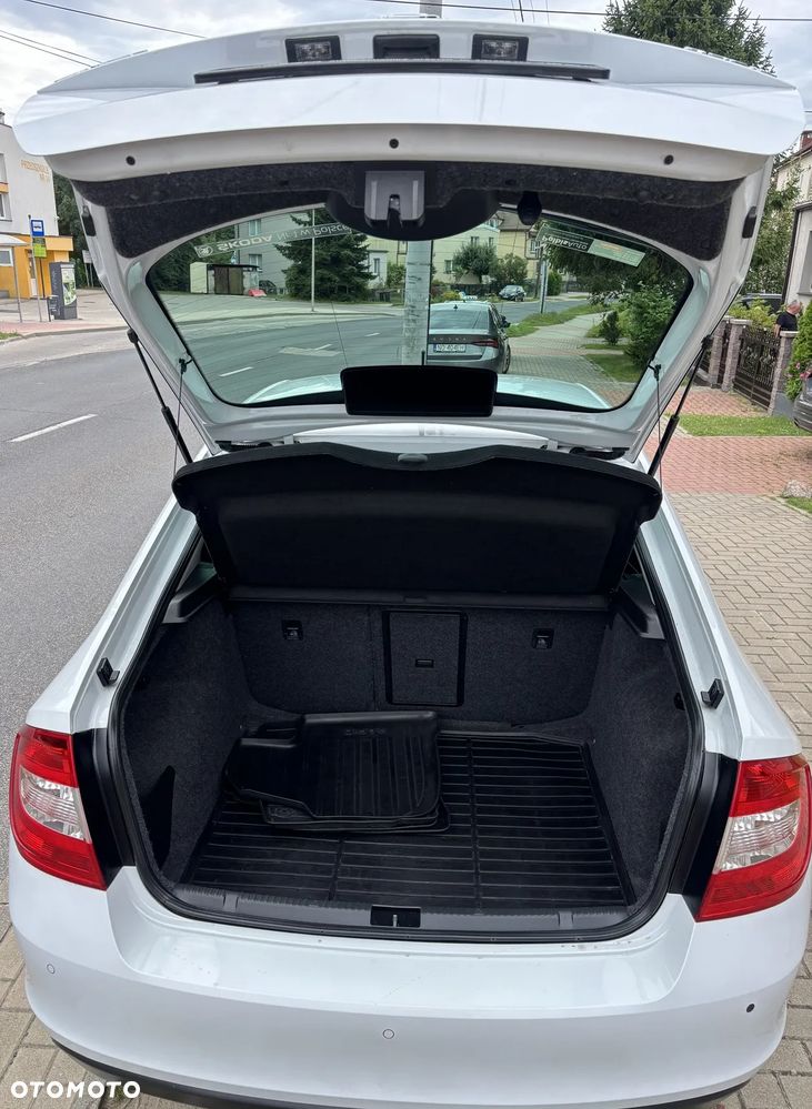 Skoda RAPID 1.2 TSI Ambition Max - 10