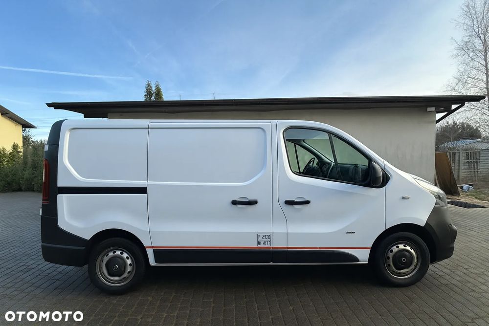 Opel Vivaro - 2