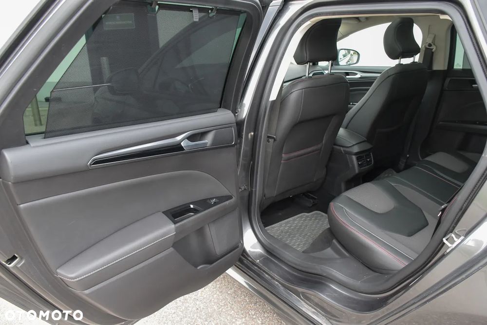 Ford Mondeo 2.0 TDCi STart-Stopp PowerShift-Aut ST-Line - 36
