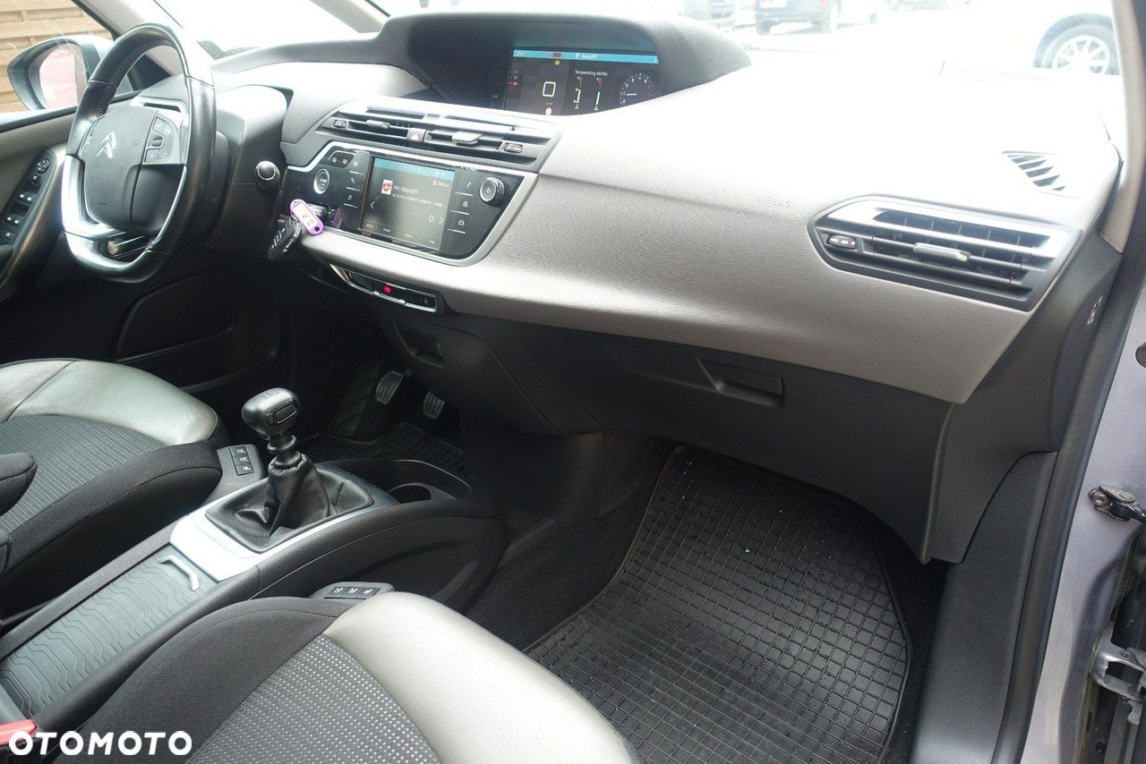 Citroën C4 SpaceTourer - 17