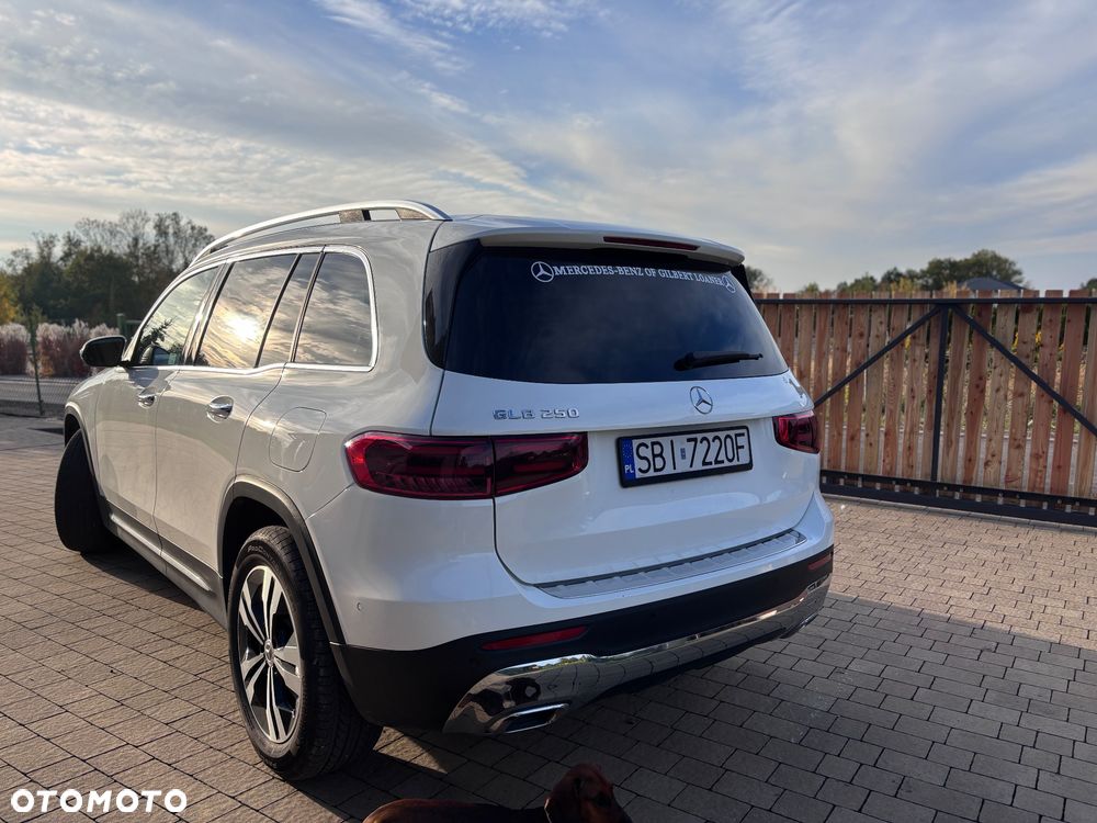Mercedes-Benz Glb 2024 photo 3
