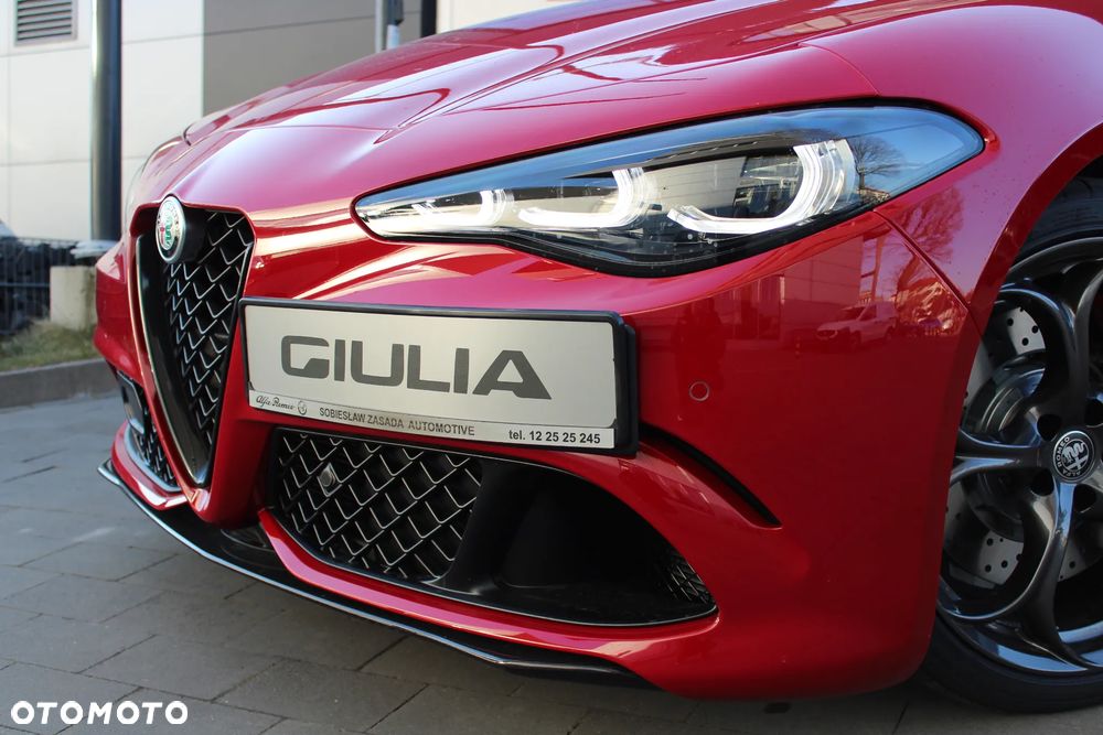 Alfa Romeo Giulia 2.9 Bi Turbo V6 Quadrifoglio - 12