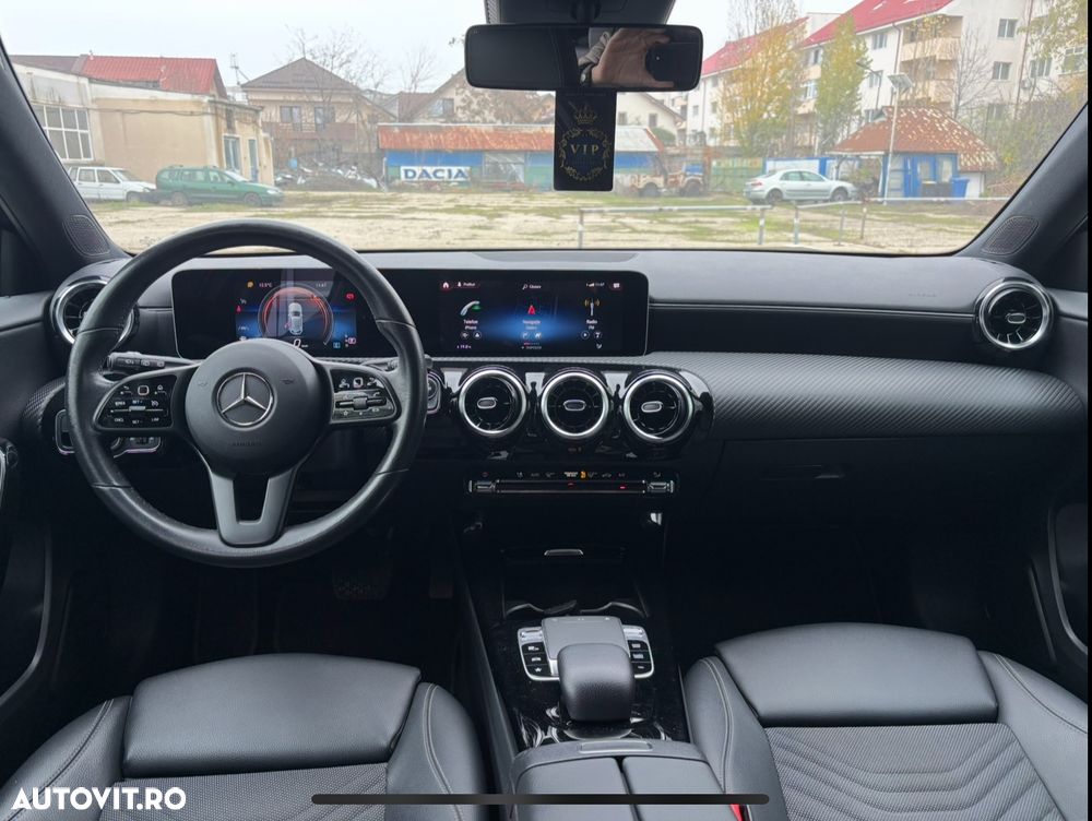 Mercedes-Benz A - 13