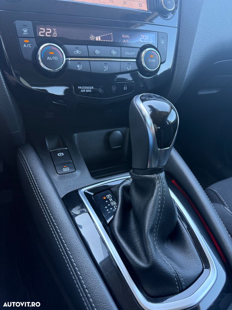 Nissan Qashqai 1.3 DIG-T MHEV Xtronic N-Connecta - 28
