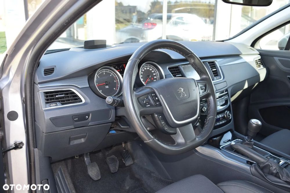 Peugeot 508 SW BlueHDi FAP 150 Stop&Start Allure - 17