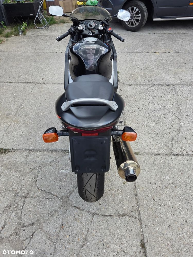 Honda CBR - 9