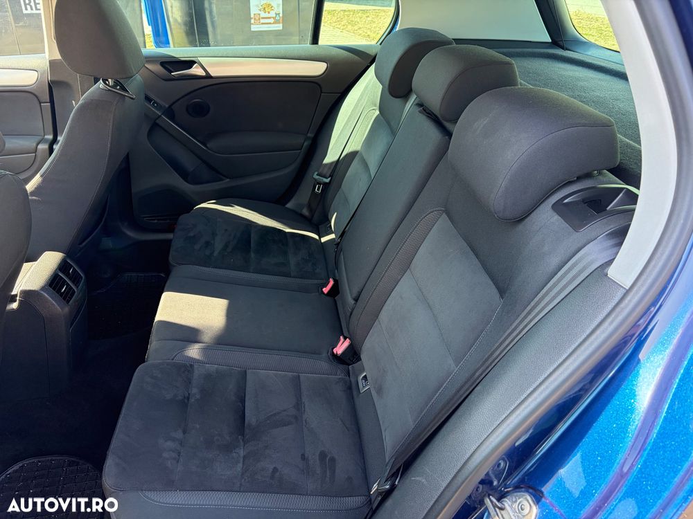 Volkswagen Golf 2.0 TDI Comfortline - 12