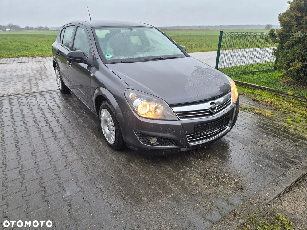 Opel Astra 1.4 Selection - 1