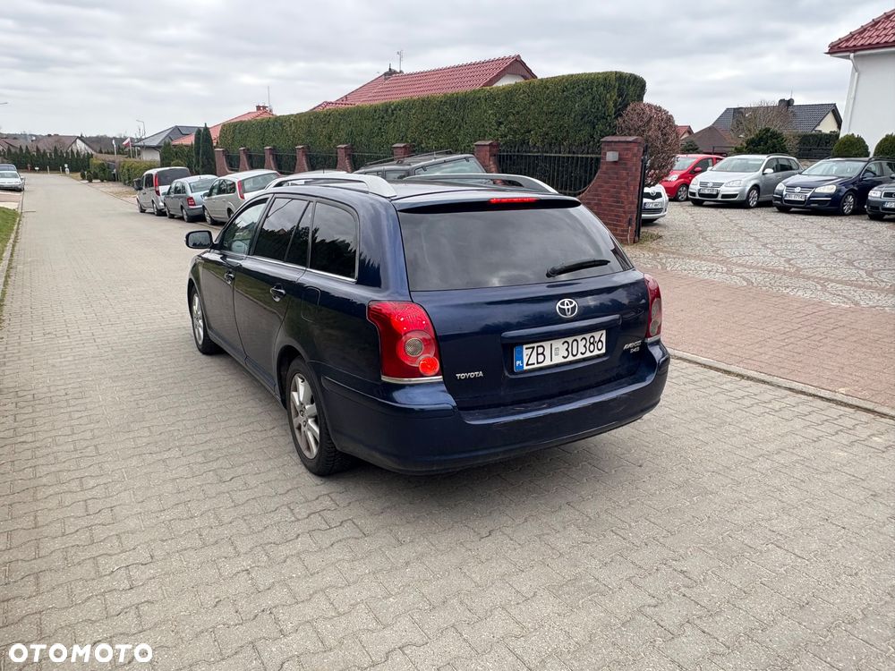 Toyota Avensis 2.0 D-4D Platinium - 6