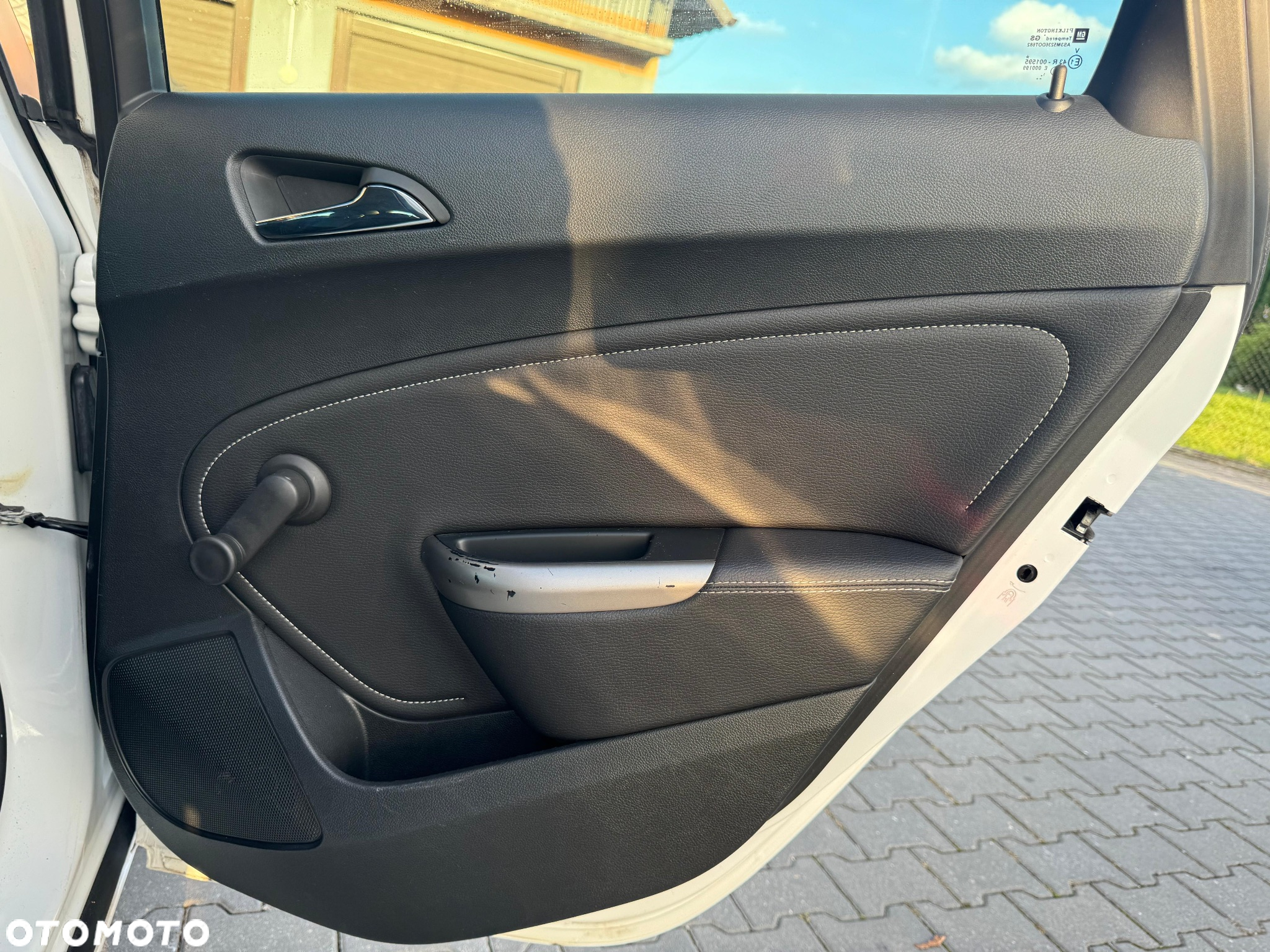 Opel Astra 1.7 CDTI DPF 150 Jahre - 17